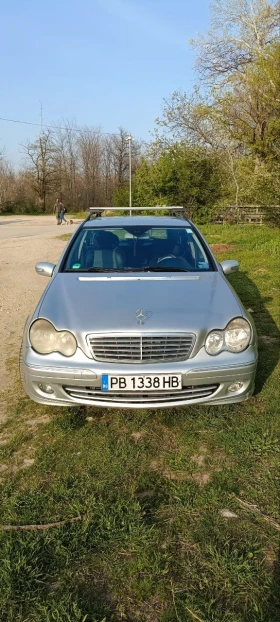 Mercedes-Benz 220, снимка 3