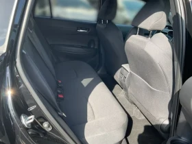 Toyota Corolla Cross 2.0HEV/197HP/TEAMPLAYER/CAM/LED/NAVI/CPLAY/504q, снимка 14