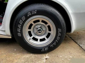 Chevrolet Corvette Кабриолет, снимка 10