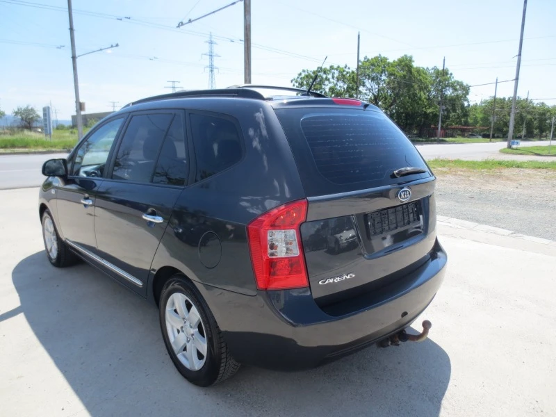 Kia Carens 2.0 i , снимка 7 - Автомобили и джипове - 45899954