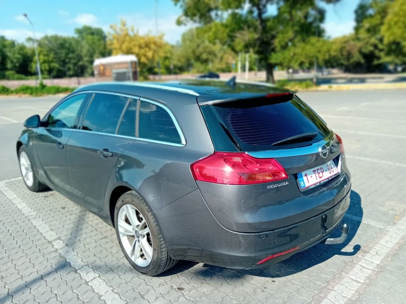 Opel Insignia, снимка 5 - Автомобили и джипове - 47078590