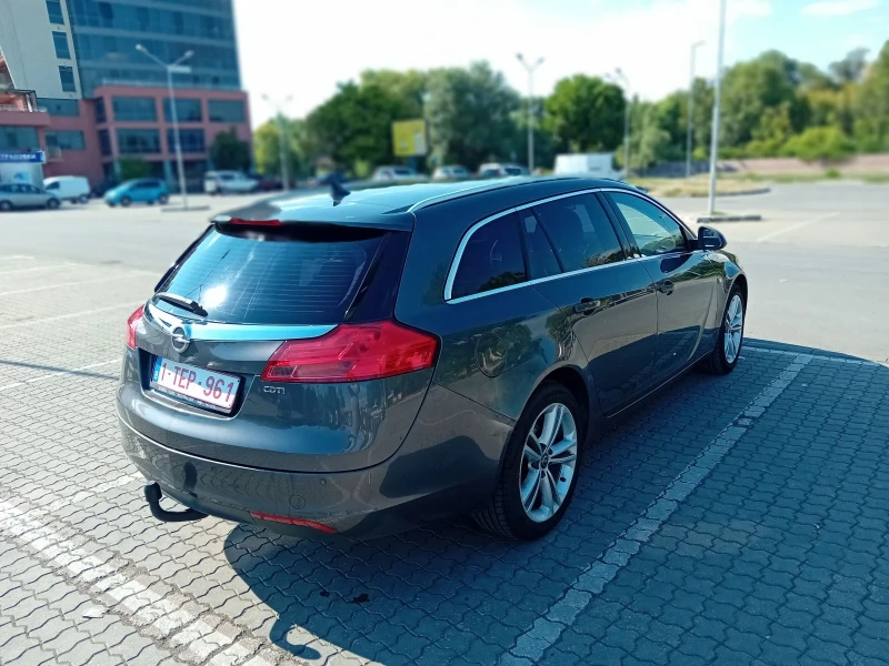 Opel Insignia, снимка 4 - Автомобили и джипове - 47078590