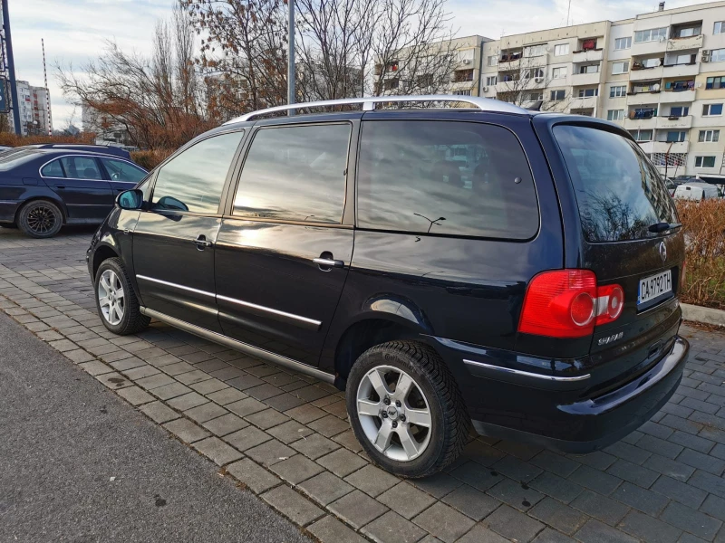 VW Sharan 2.0 TDI, снимка 4 - Автомобили и джипове - 48299554