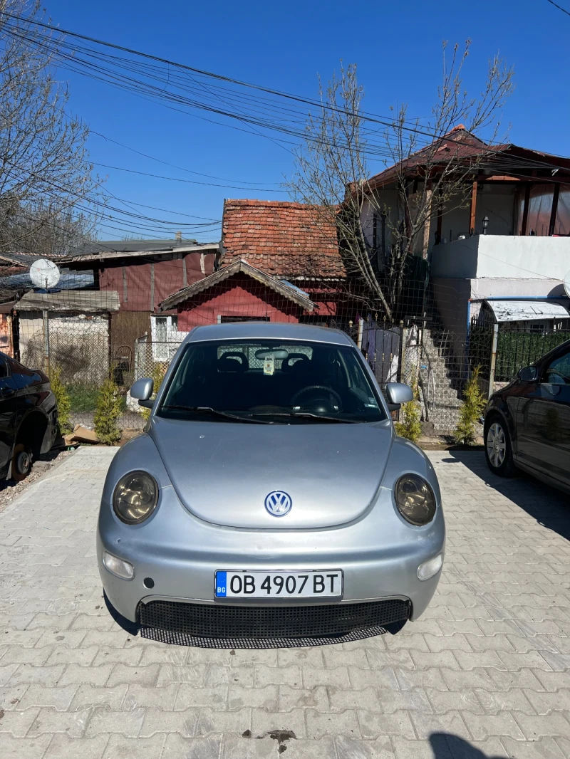 VW Beetle 2.0, снимка 1 - Автомобили и джипове - 49556368