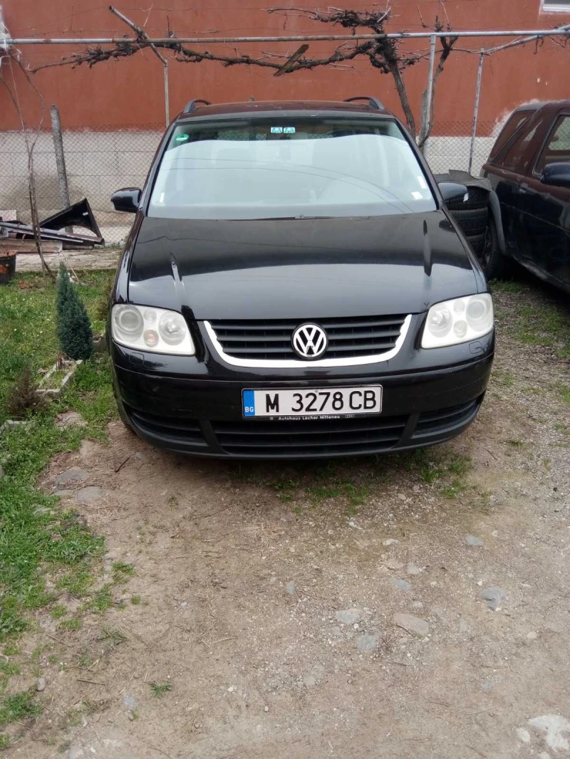 VW Touran, снимка 1 - Автомобили и джипове - 49607541