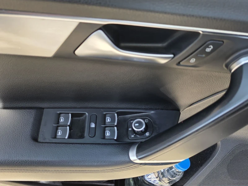 VW Passat 1.4 TSI Газ, Бензин, Метан, снимка 12 - Автомобили и джипове - 52240384