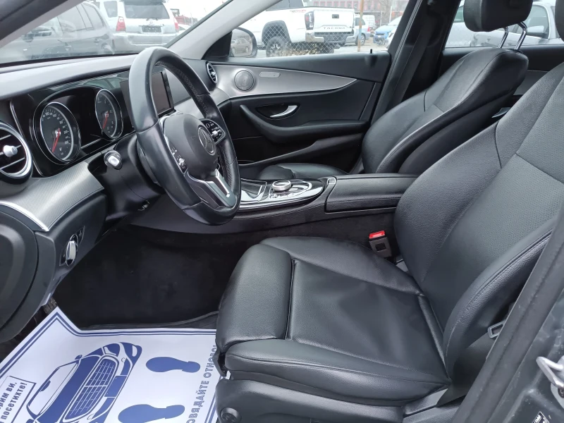 Mercedes-Benz E 200 2019 нави кожа автомат, снимка 9 - Автомобили и джипове - 52886836