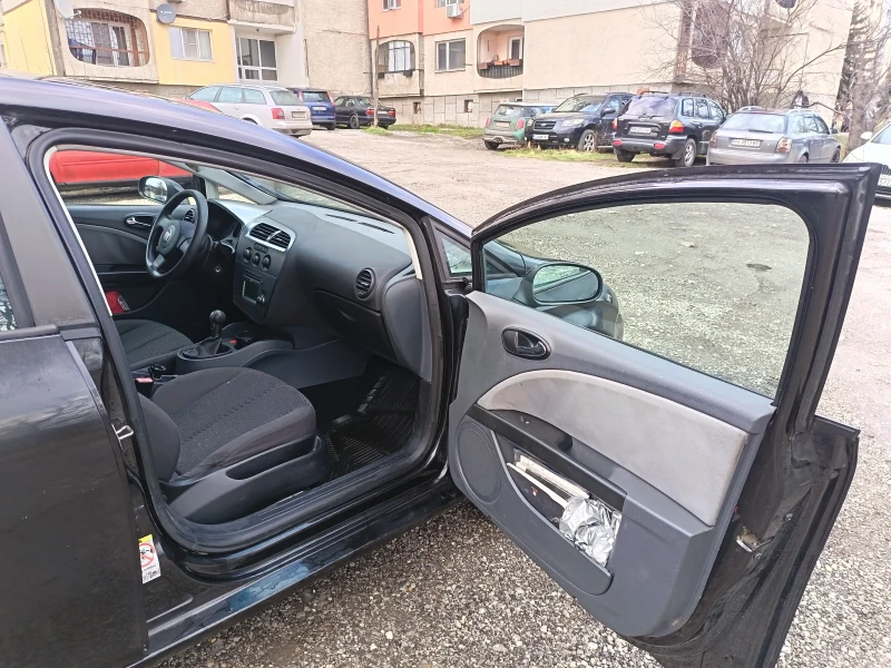 Seat Leon, снимка 8 - Автомобили и джипове - 52972439