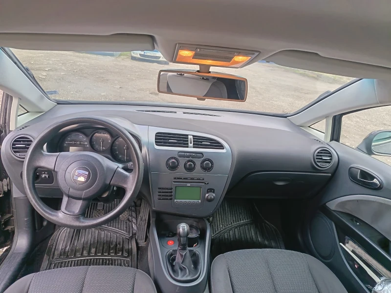 Seat Leon, снимка 13 - Автомобили и джипове - 52972439