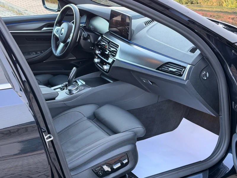 BMW 530 Facelift-3.0dMild-Hybrid-ПЪЛЕН-М-ПАКЕТ-182X.KM-НОВ, снимка 15 - Автомобили и джипове - 53143455