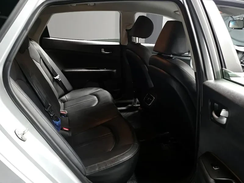 Kia K5 2.0 | Mobile.bg � ����������� 12