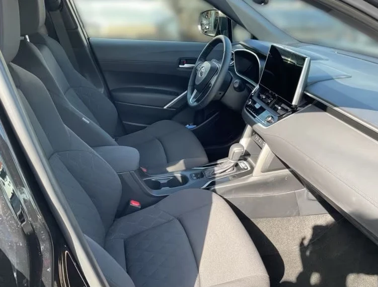 Toyota Corolla Cross 2.0HEV/197HP/TEAMPLAYER/CAM/LED/NAVI/CPLAY/504q, снимка 13 - Автомобили и джипове - 55349273