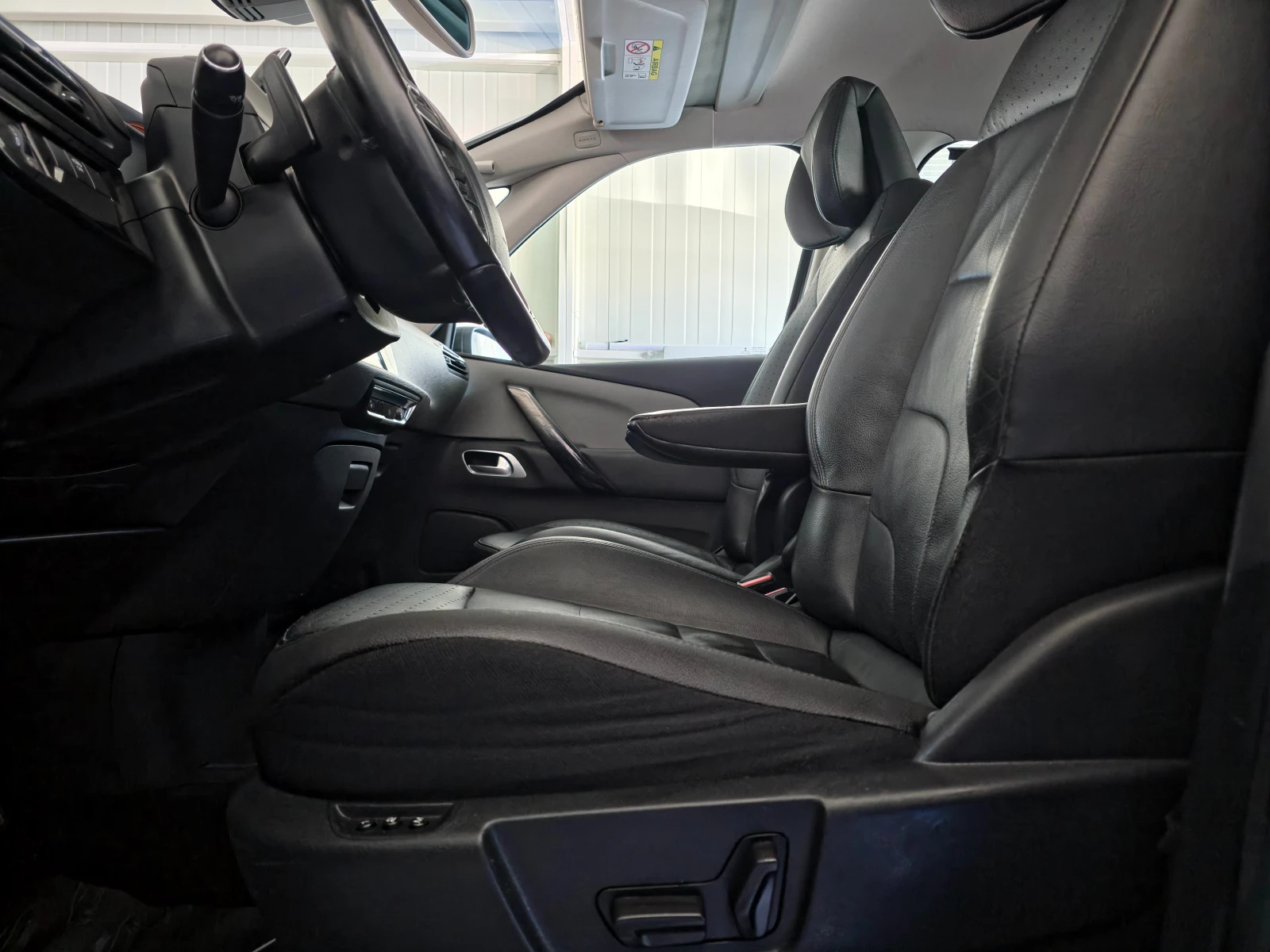 Citroen Grand C4 Picasso 2. 0 BLUE HDI 150 EAT6 S&S EXCLUSIVE | Mobile.bg   7