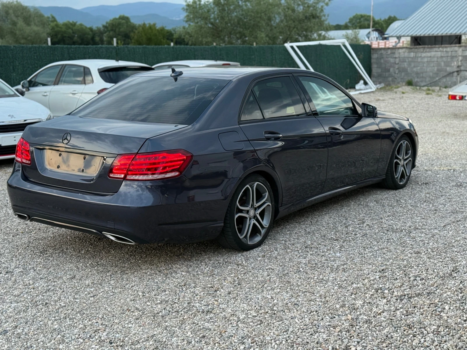 Mercedes-Benz E 220 2.2d/170hp/AVANGARDE/ SPORT / NIGHT PACK /  - изображение 6