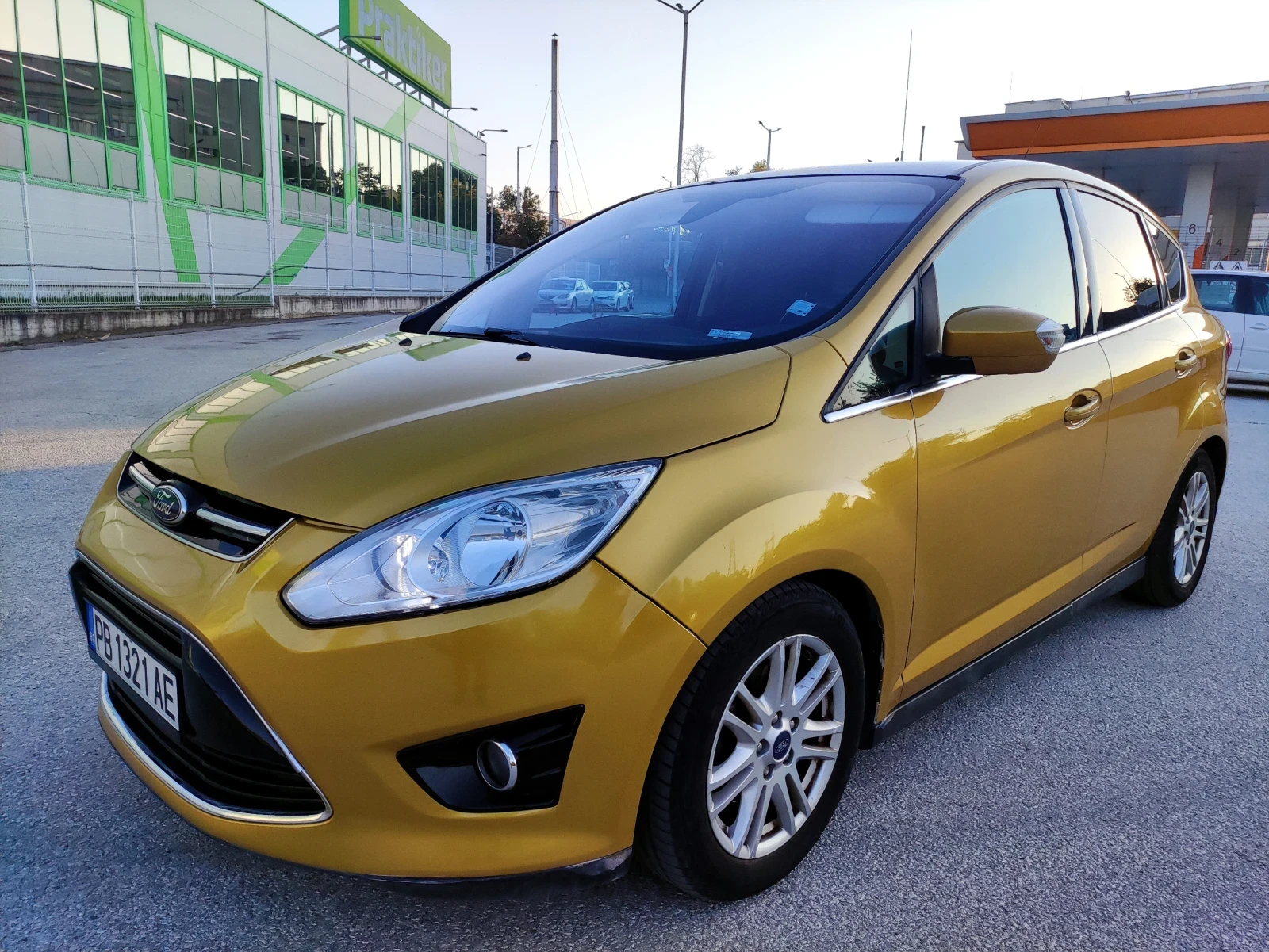 Ford C-max 1.0 Titanium Panorama - изображение 4