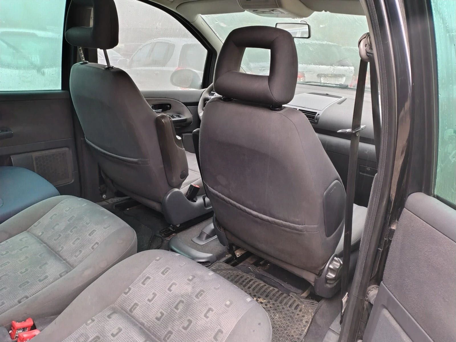 VW Sharan 1.9TDi 116 k.c. 6+ 1 klimatronik  | Mobile.bg   13