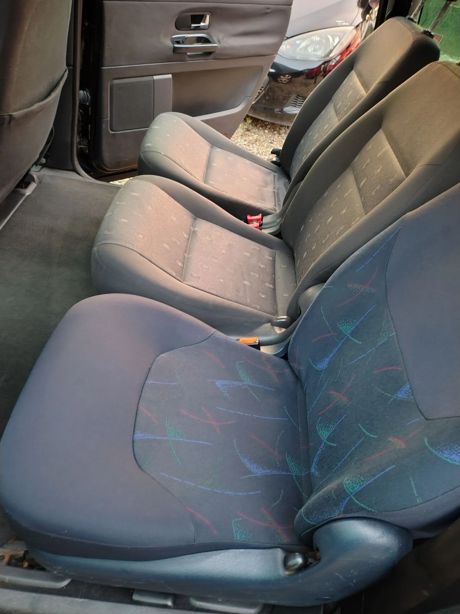 VW Sharan 1.9TDi 116 k.c. 6+ 1 , klimatronik 2009.  | Mobile.bg   13