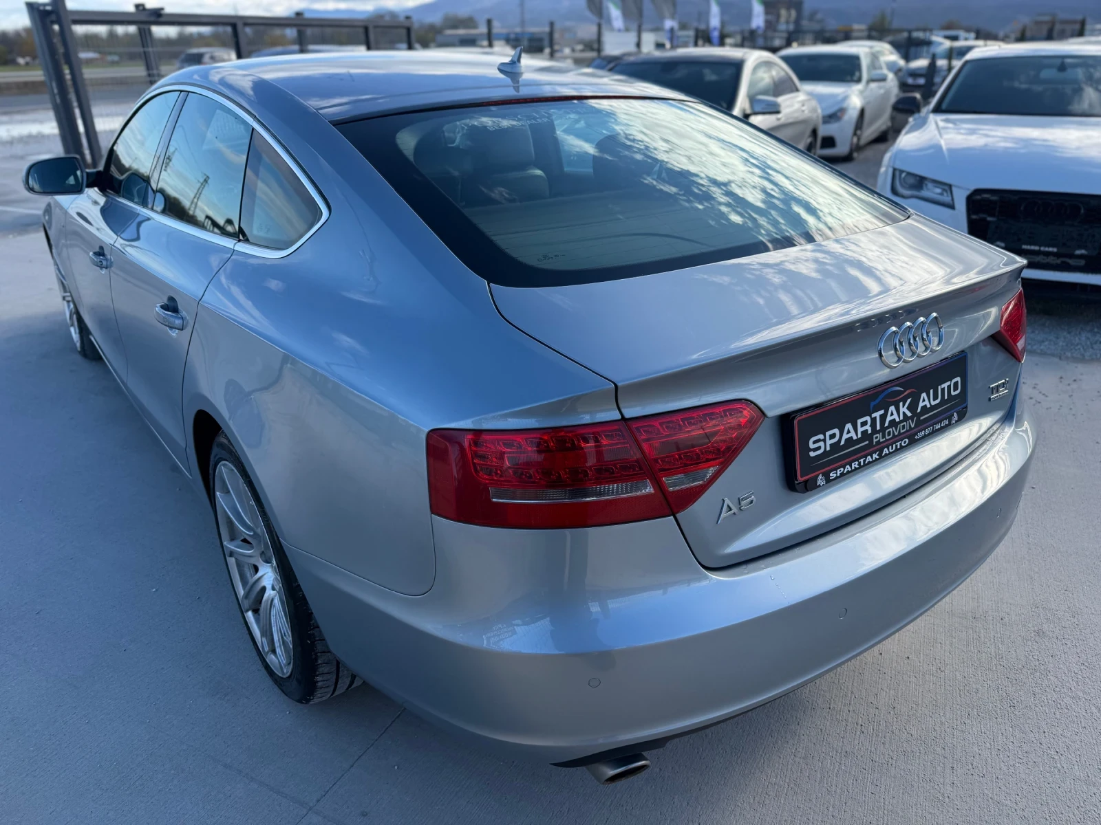 Audi A5 3.0TDI* 2011г* S-Line* 207.000КМ* Топ Състояние*  - изображение 6