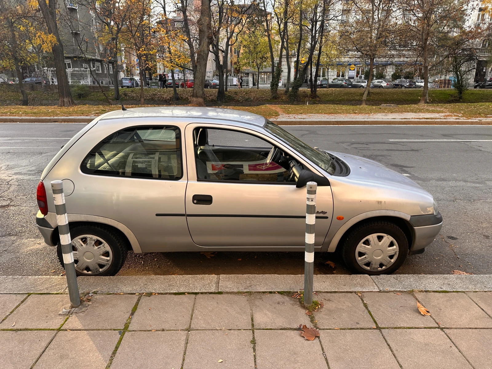 Opel Corsa 1.4 i | Mobile.bg   5