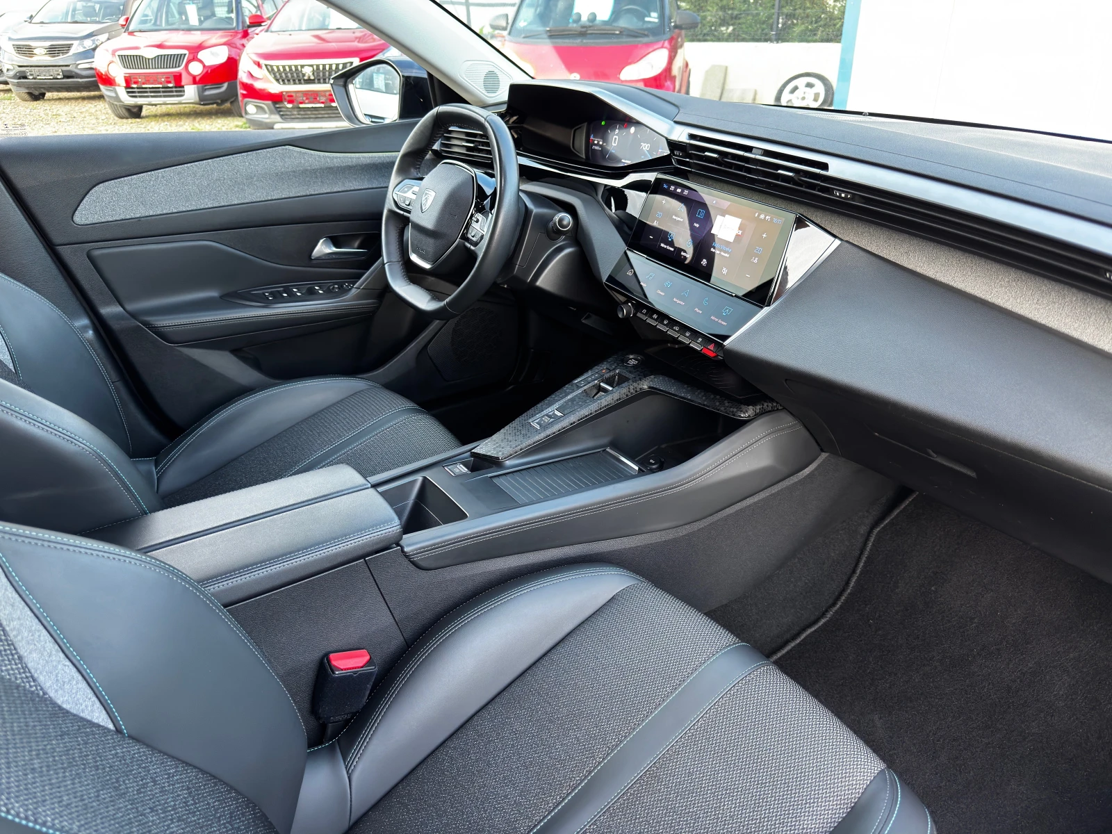 Peugeot 308 1.5 Blue-HDi Allure Automat 🇫🇷 - изображение 9