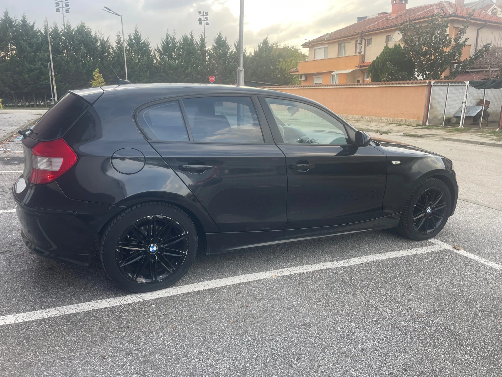 BMW 118 2000 - изображение 5