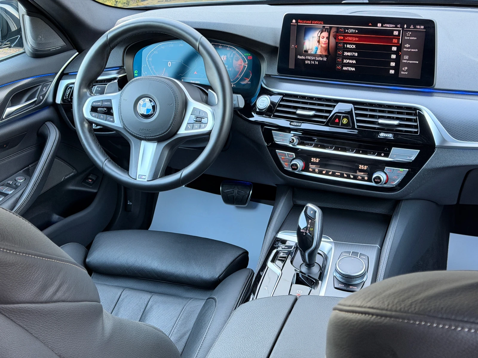 BMW 530 Facelift-3.0dMild-Hybrid-�����-�-�����-182X.KM-��� | Mobile.bg � ����������� 12