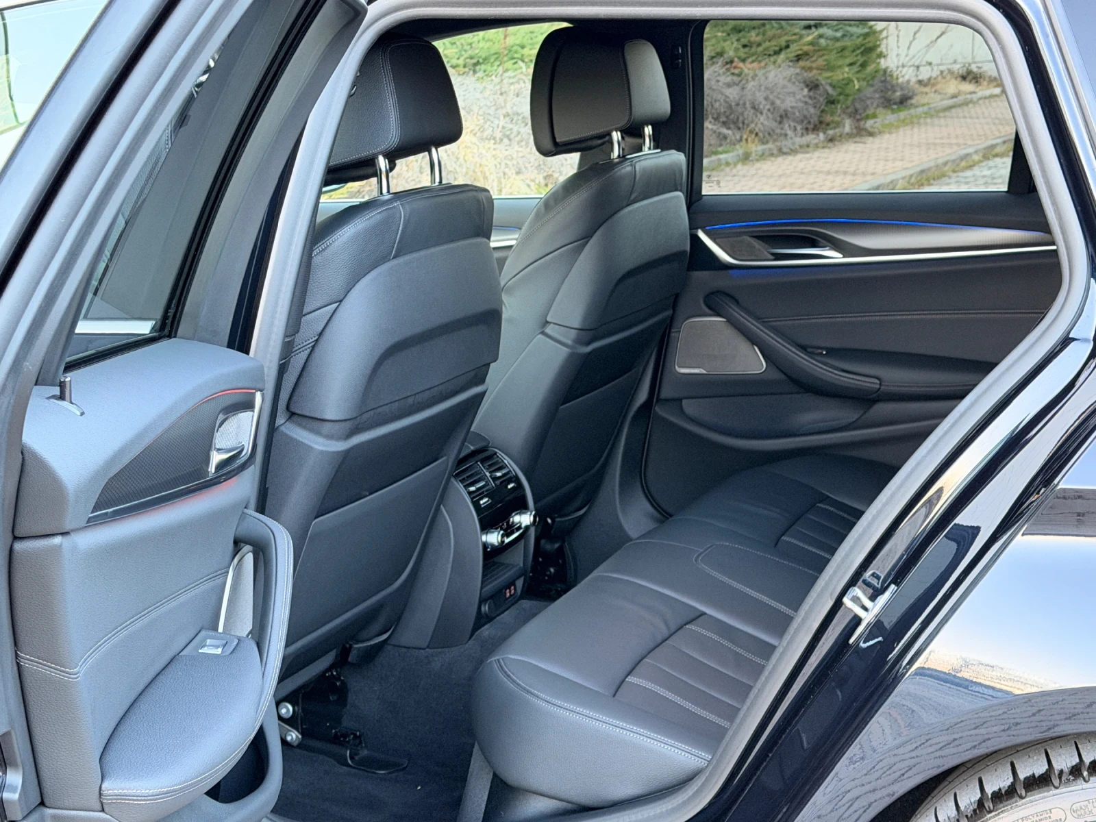 BMW 530 Facelift-3.0dMild-Hybrid-�����-�-�����-182X.KM-��� | Mobile.bg � ����������� 11