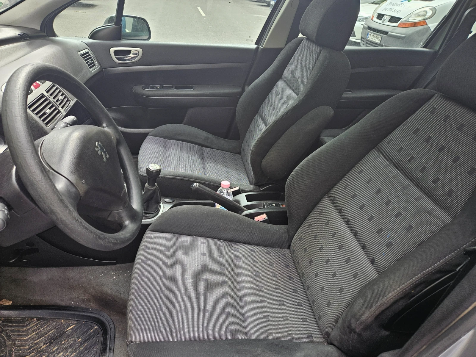 Peugeot 307, снимка 8 - Автомобили и джипове - 54070947