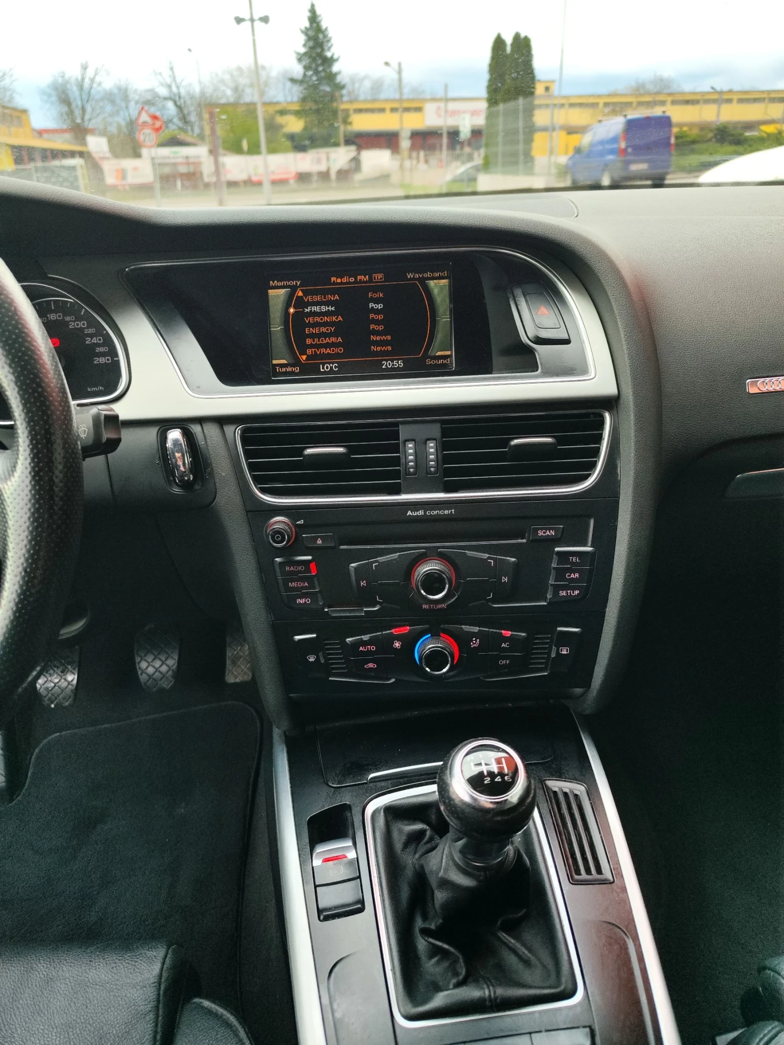 Audi A5 2.0 TFSI Black Matte, снимка 14 - Автомобили и джипове - 54150413