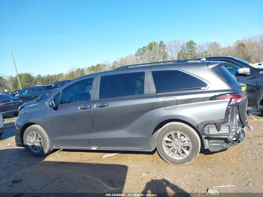 Toyota Sienna 2.5L I-4 DI, DOHC, VVT, 245HP Front Wheel Drive | Mobile.bg � ����������� 14