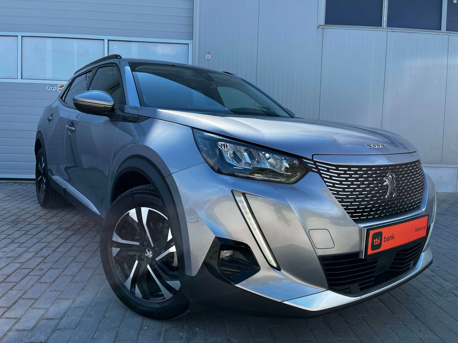 Peugeot 2008 Electric ALLURE 50KW 91% SOH, снимка 2 - Автомобили и джипове - 54314886