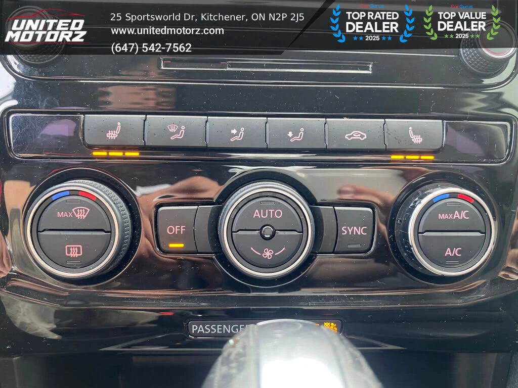 VW Passat 2.0T Limited Edition FWD, снимка 14 - Автомобили и джипове - 54326372