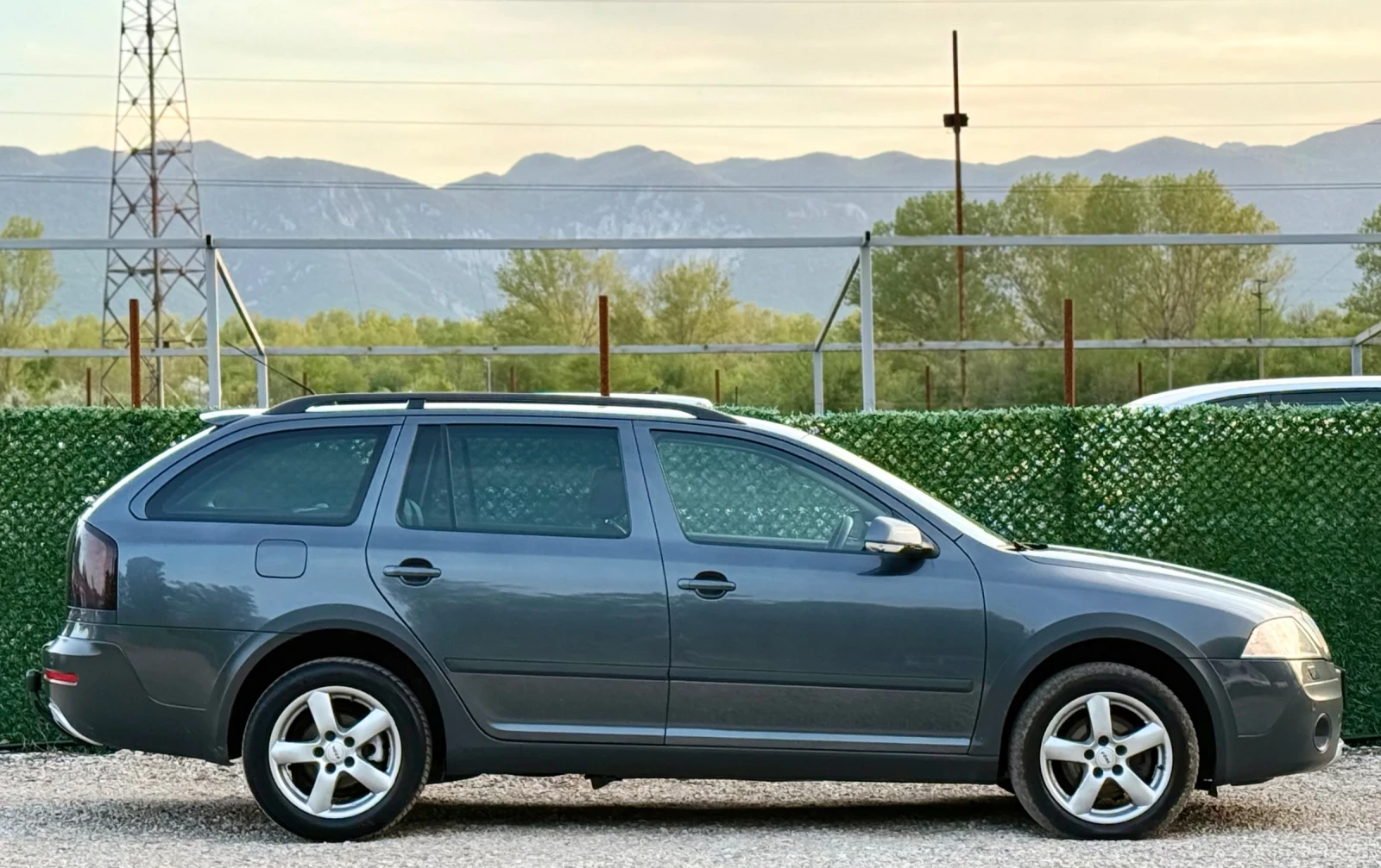 Skoda Octavia 2.0TDi SCOUT, снимка 8 - Автомобили и джипове - 54335736