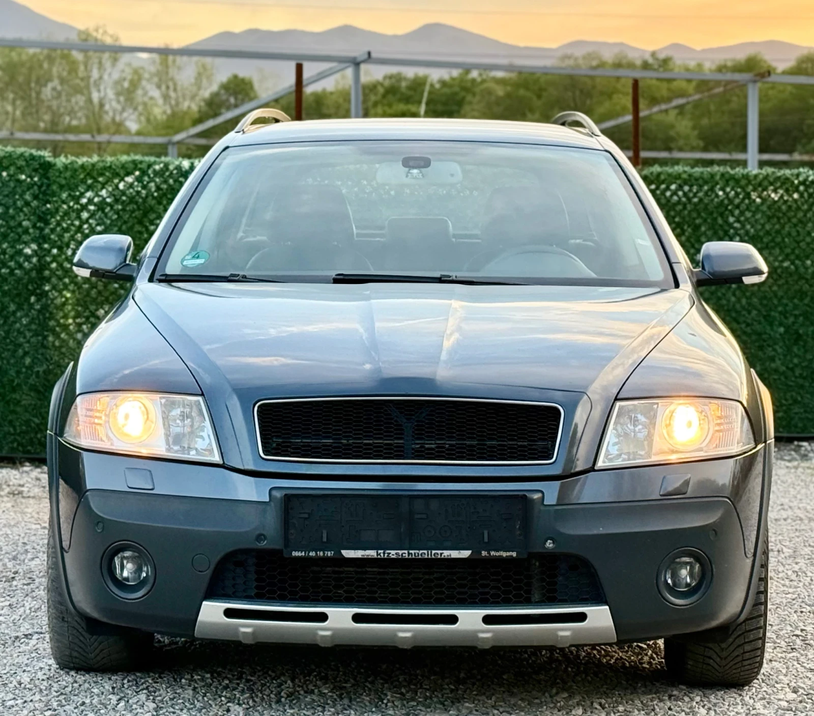 Skoda Octavia 2.0TDi SCOUT, снимка 2 - Автомобили и джипове - 54335736