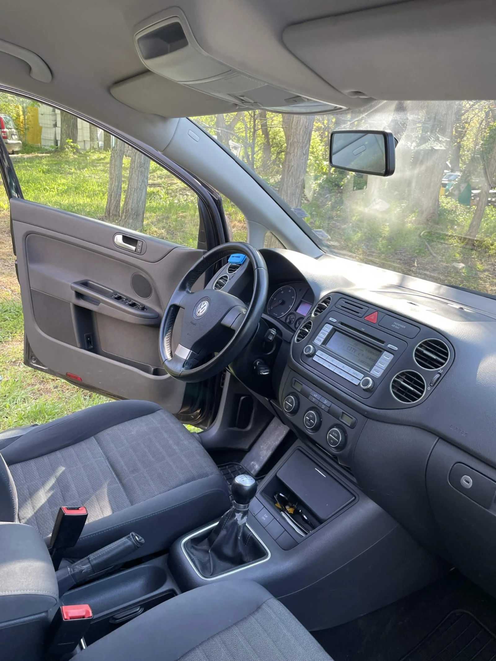 VW Golf Plus, снимка 5 - Автомобили и джипове - 54491677