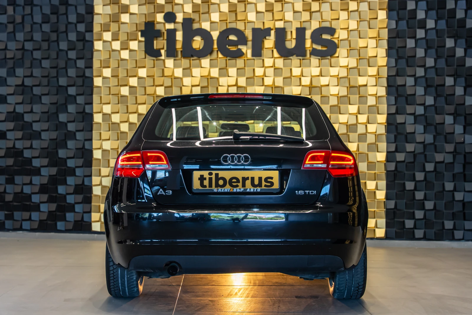Audi A3 1.6 TDI, снимка 4 - Автомобили и джипове - 54508527
