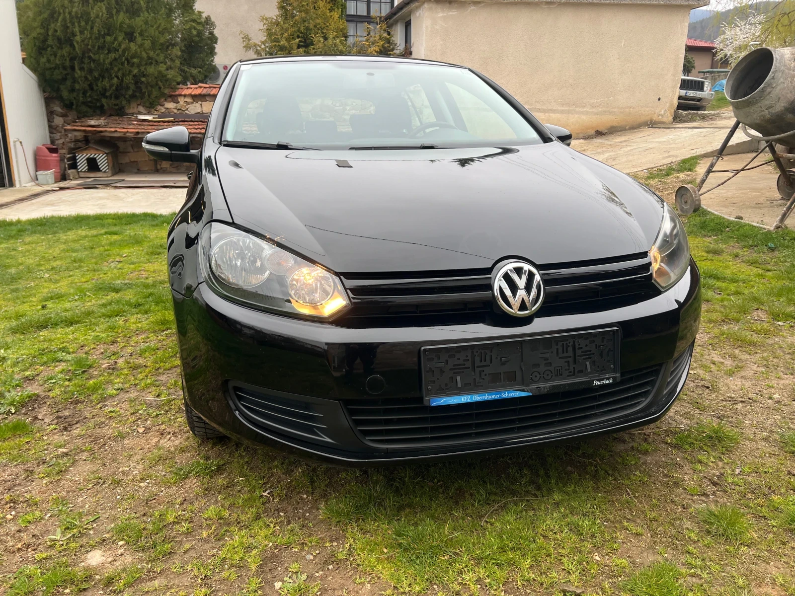 VW Golf 1.6 TDI BLUEMOTION , снимка 2 - Автомобили и джипове - 54819588