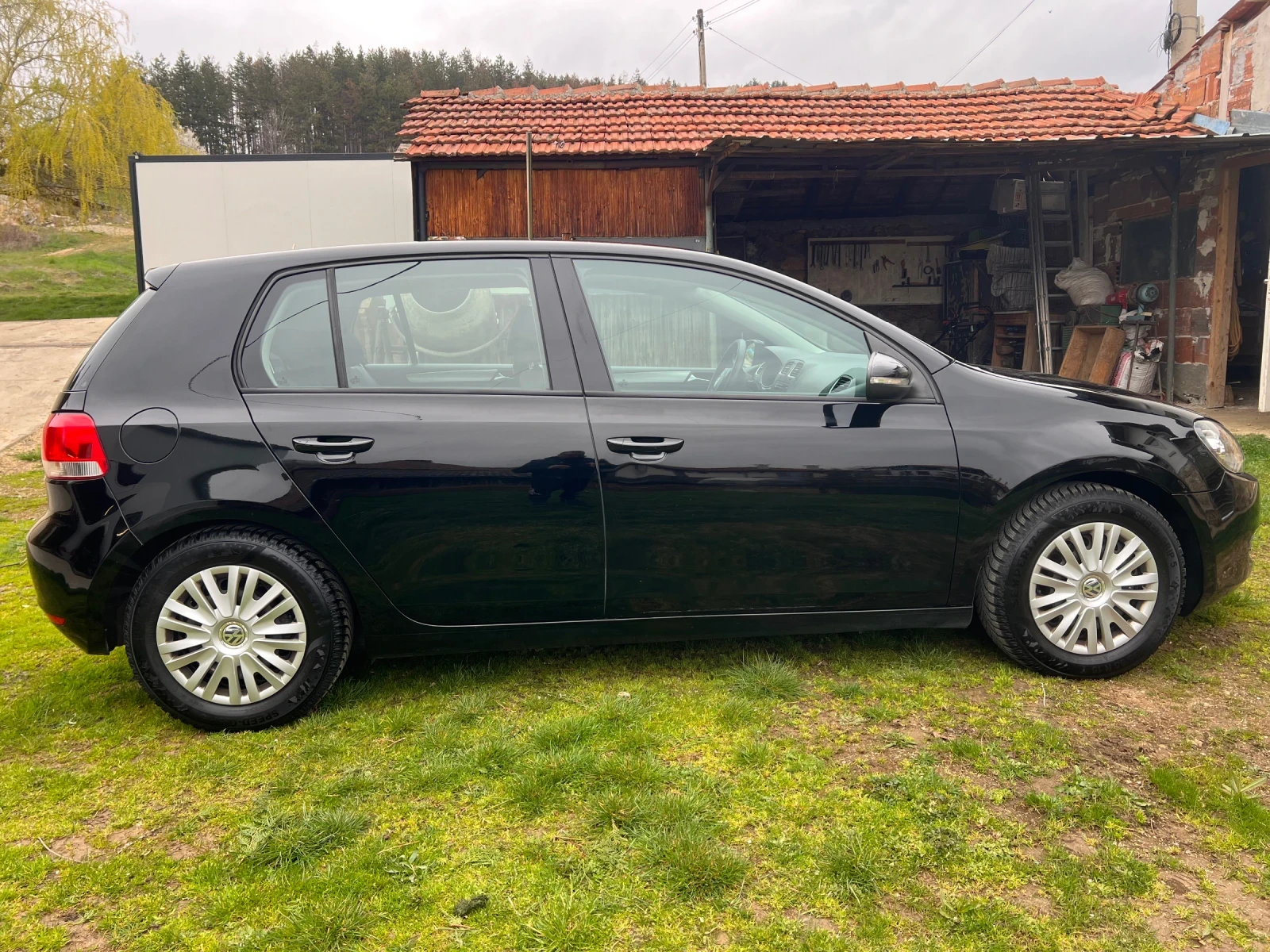 VW Golf 1.6 TDI BLUEMOTION , снимка 5 - Автомобили и джипове - 54819588