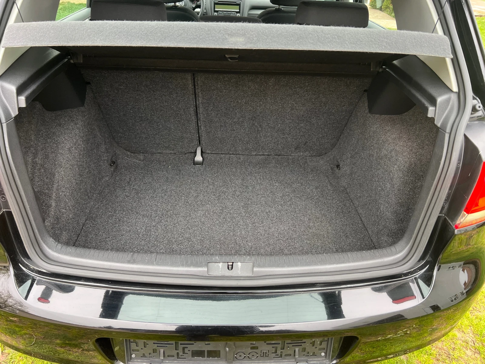 VW Golf 1.6 TDI BLUEMOTION , снимка 12 - Автомобили и джипове - 54819588