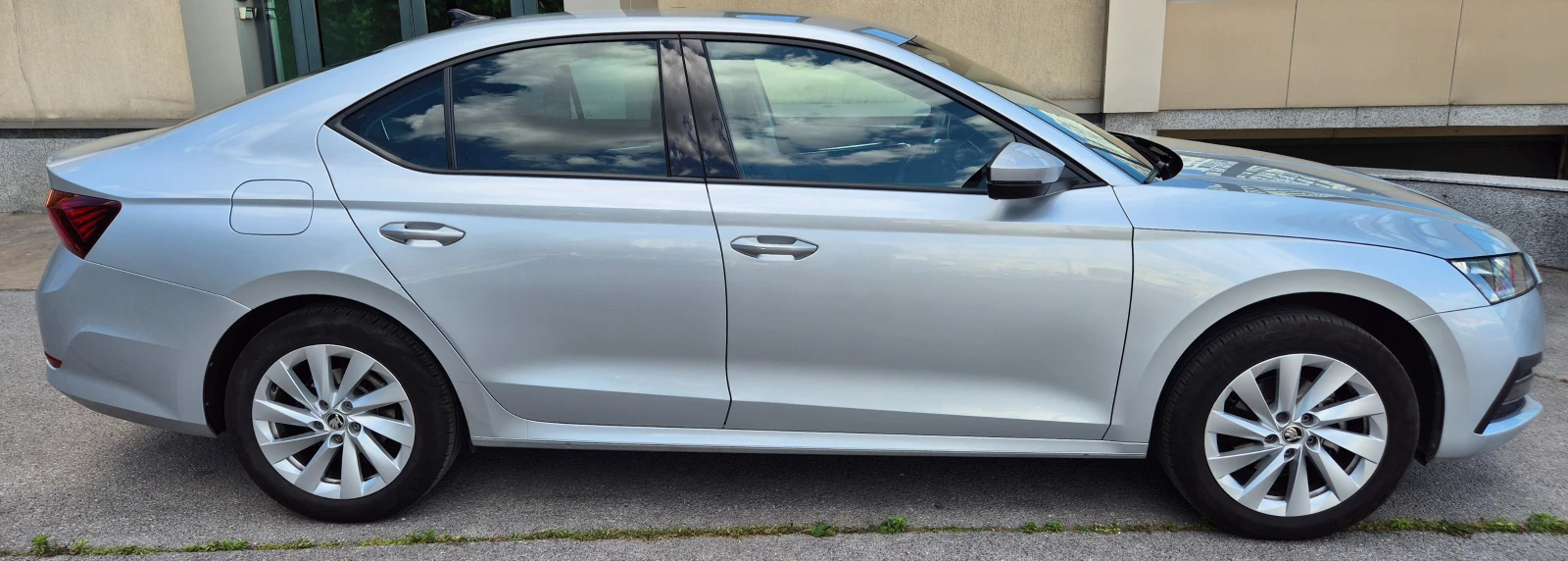 Skoda Octavia Edition Plus, 1.5 TSI, �������� �� 03/2029 | Mobile.bg � ����������� 4