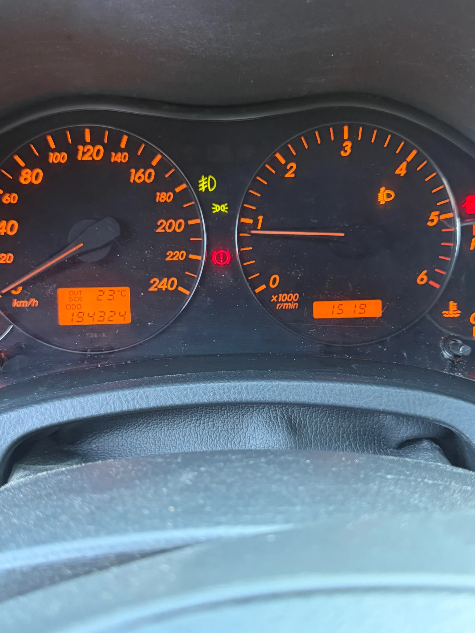 Toyota Avensis, снимка 7 - Автомобили и джипове - 55547335