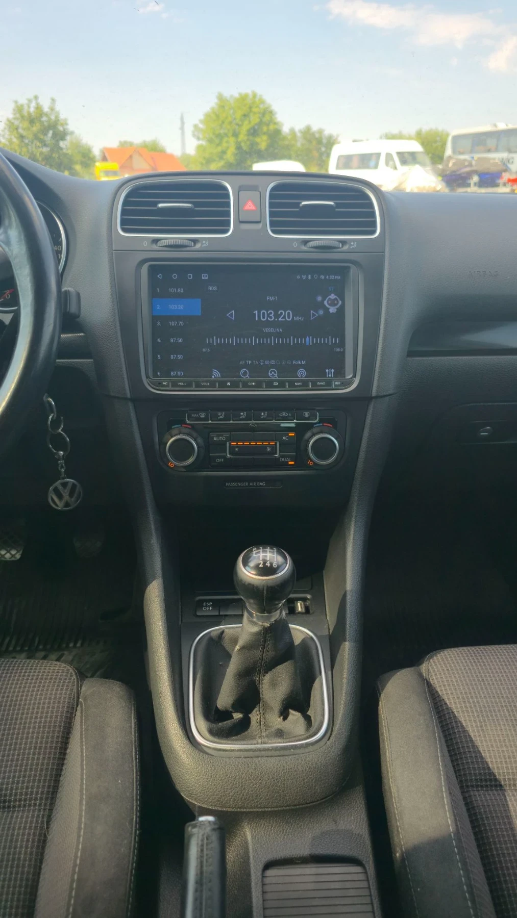 VW Golf 1.4 TSI 122 к.с., снимка 8 - Автомобили и джипове - 55790971