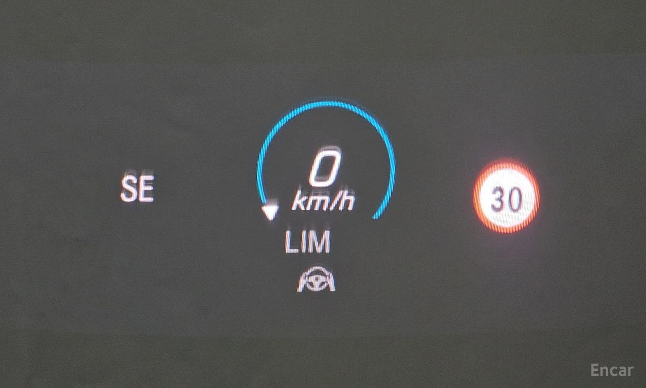 Mercedes-Benz E 53 AMG 4MATIC+ BURMESTER* ОБДУХВАНЕ* LANE* ASSIST* , снимка 10 - Автомобили и джипове - 56118378