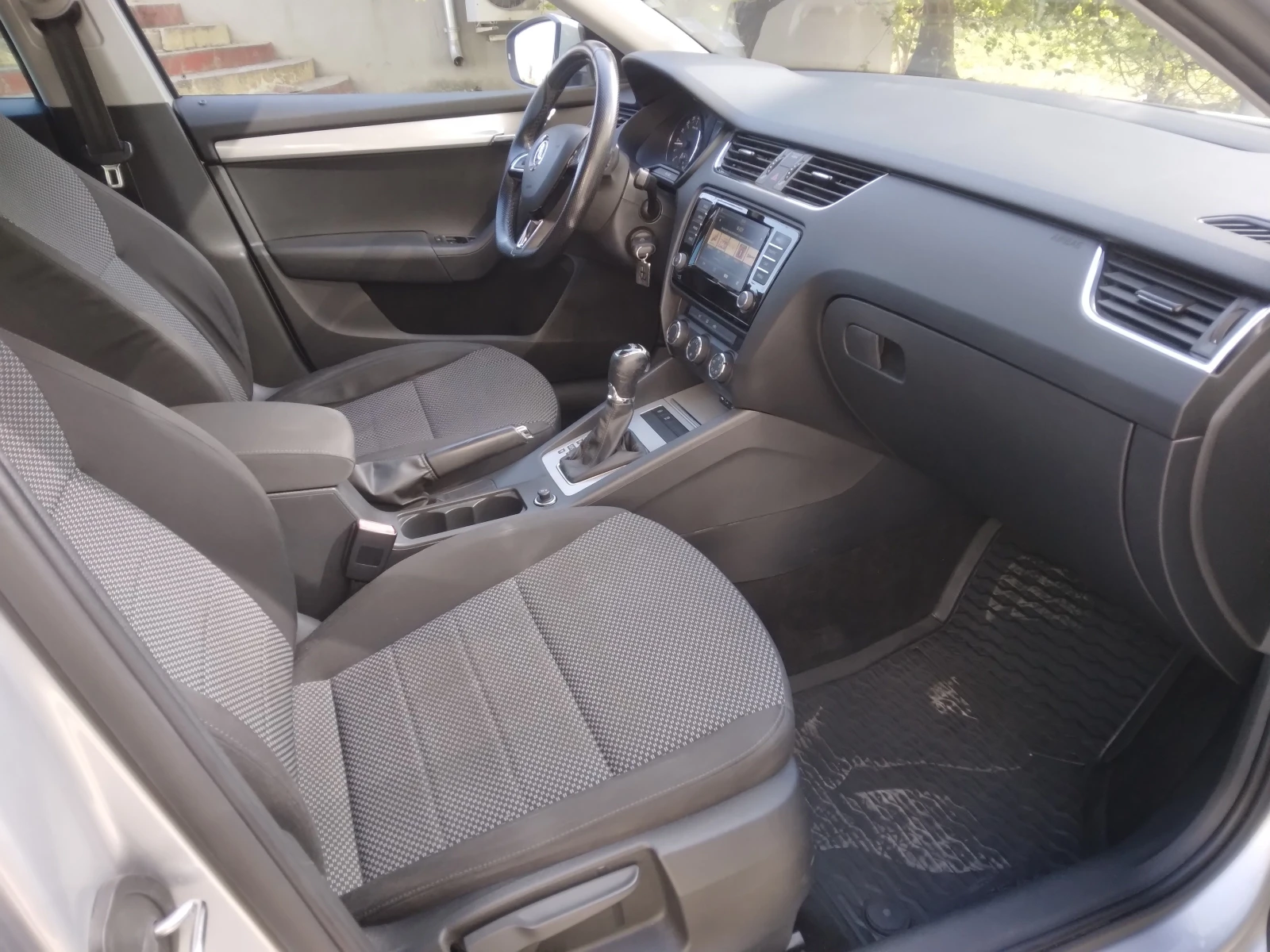 Skoda Octavia, снимка 14 - Автомобили и джипове - 56306591