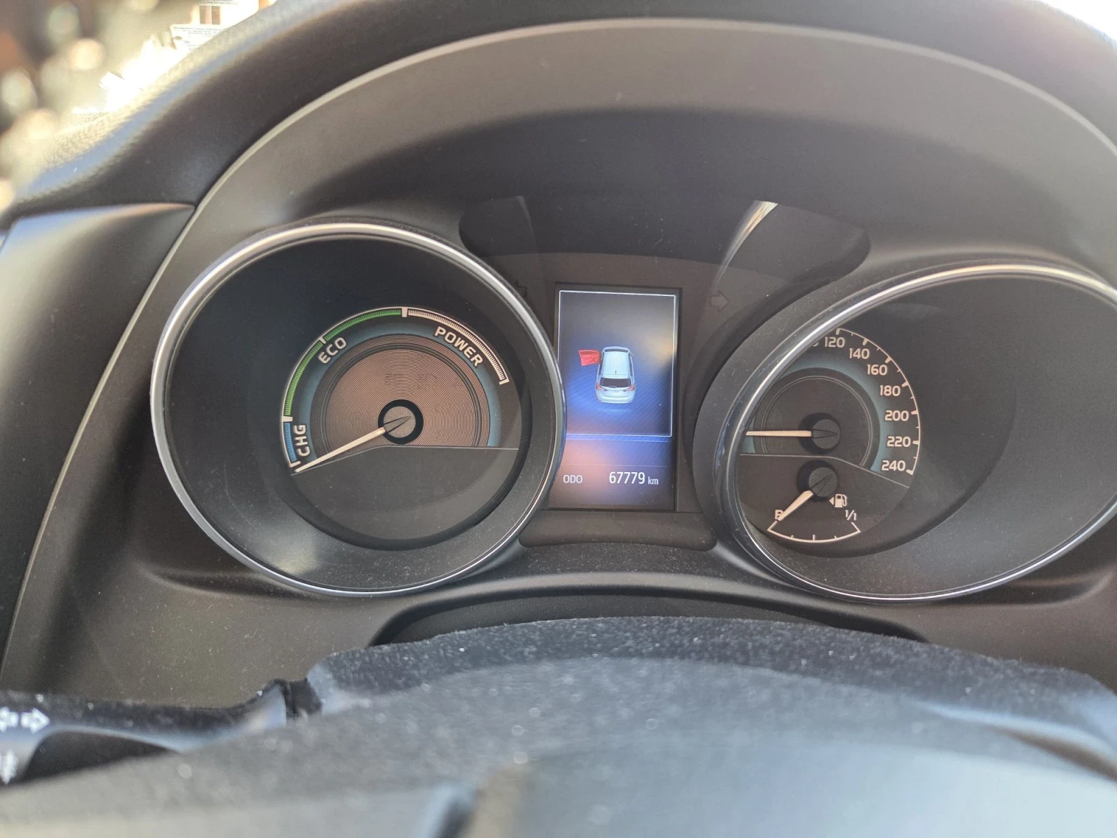 Toyota Auris, снимка 3 - Автомобили и джипове - 56543929