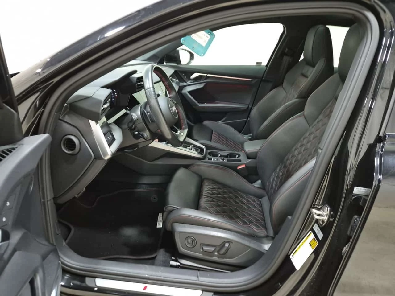 Audi S3 * QUATTRO * PARK ASSIST * LANE ASSIST * BLIND SPOT | Mobile.bg � ����������� 9