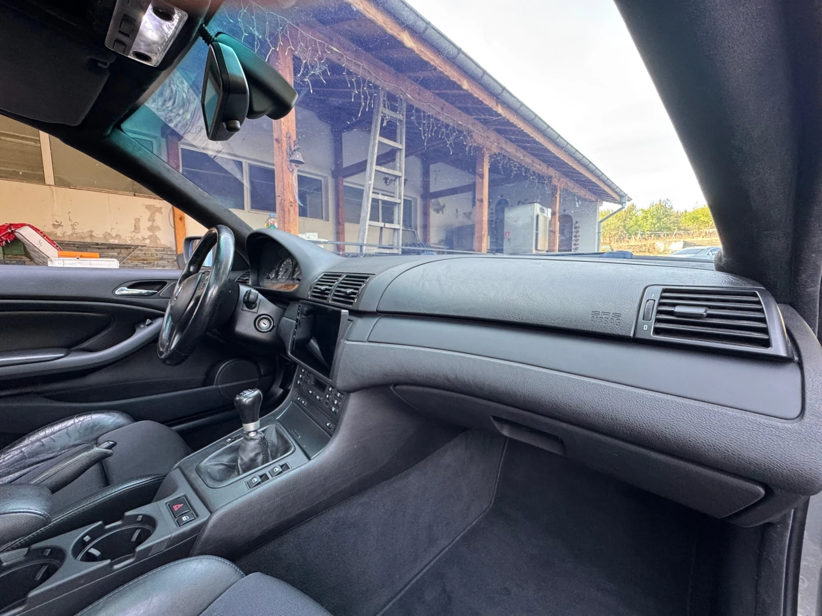 BMW 330, снимка 14 - Автомобили и джипове - 56663328