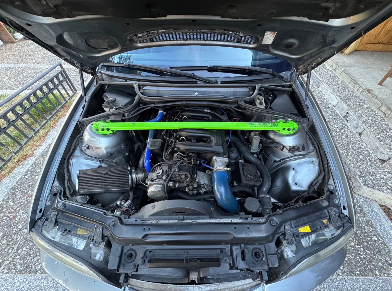 BMW 330, снимка 17 - Автомобили и джипове - 56663328