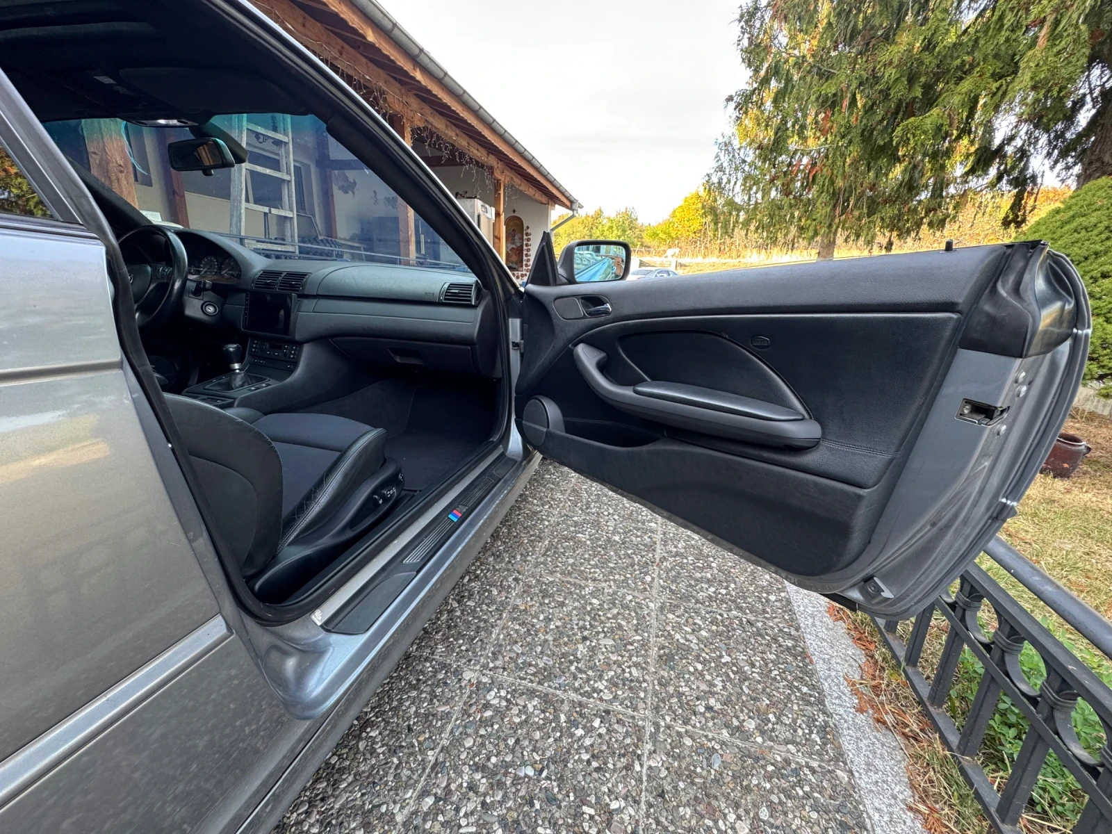 BMW 330, снимка 12 - Автомобили и джипове - 56663328