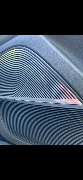 Audi SQ8, снимка 12